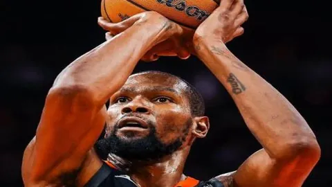 袁悦与搭档逆转十局，成功逆袭，晋级奥斯汀站女双决赛